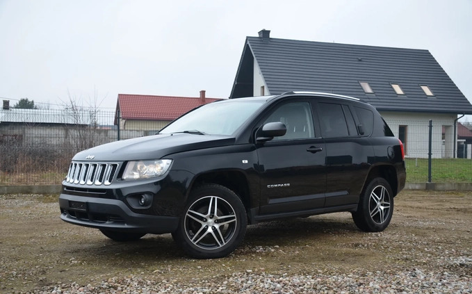 Jeep Compass cena 41900 przebieg: 217000, rok produkcji 2012 z Krapkowice małe 301